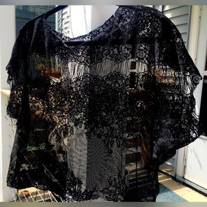 bar 111 Black Lace and mesh 3/4 crop top NWOT